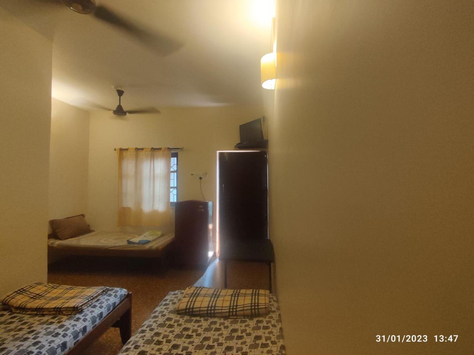 Hill View Guest House Anjuna Exterior foto
